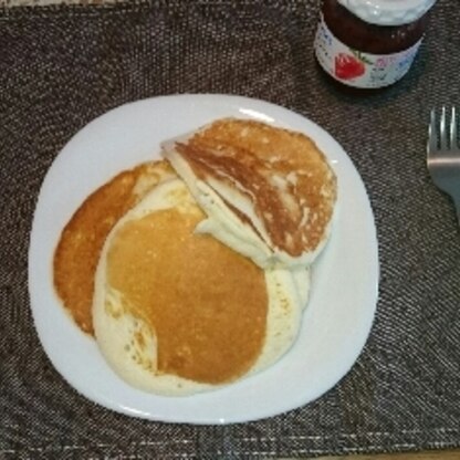 簡単なのにふわっふわで美味しい(*´∇｀)形は悪いけど味はバッチリにできました☆
材料がどれもシンプルなのでココナッツオイルを使うと香りが際立ちました。